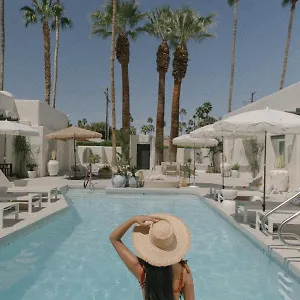 yara-hotel-adults-only.palm-springs-ca-hotels.com/